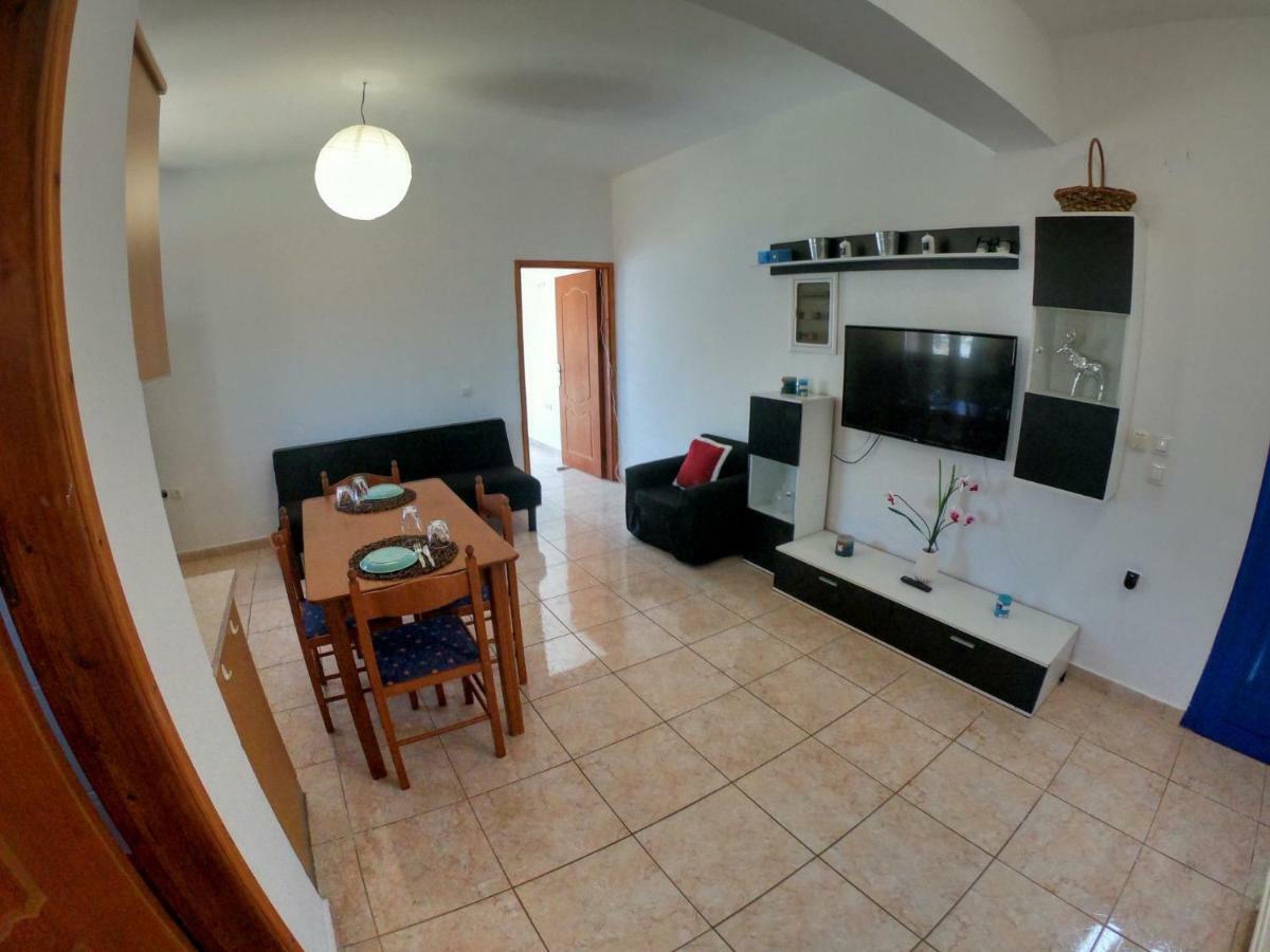 Irene Double Apartment Anoi Sými Buitenkant foto